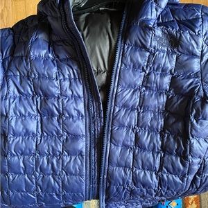 The North Face Thermoball Eco Hoodie Boy's Sz L 10/12